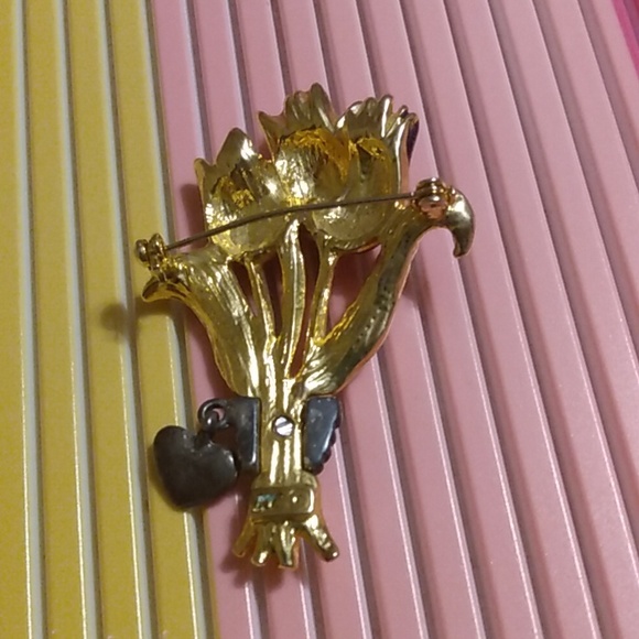 Vtg tulips pin brooch luck - Picture 2 of 4